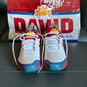 New balance David Sunflower seeds style athletic shoes, women size 9